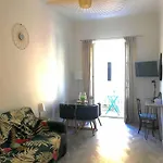 Chez Fanny - Ravissant 2 Pieces Avec Balcon