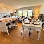 Superbe Appartement, Cap D\'Antibes - Clim, Parking, Terrasse Vue Mer