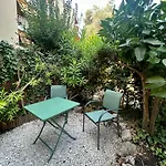 Charmant Studio Avec Jardin