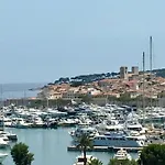 06An - Beautiful Apartment In The Heart Of Old Antibes