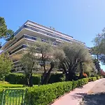 Arad 40M2 Classe Immense Terrasse 35 M2 Piscine Antibes Jlp Parking