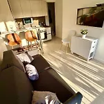 One-Bedr Ap 50M From The Beach Terrace Swimming Pool Air Con