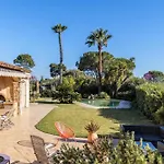 Charming Provencal Family House With Swimming Pool