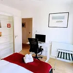 Apartment Vieil Antibes 82 M2 With Secured Private Parking 3 Rooms
