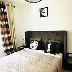 Antibes Centre-Ville, 2 Bedrooms 6 Pers, Climatisation