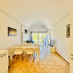 Le Velusine 2077 - Apt 4 Prs - Parking - Climatisation - Piscine