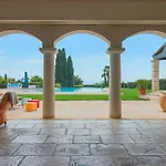 Magnifique Villa Provencal Avec Piscine Et Vue Mer