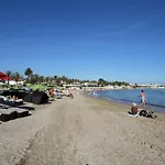 Beau T2 A 200M De La Mer Et Proches Toutes Commodites