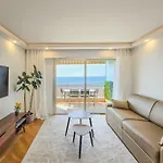 Apartment 4 Guests Front Of The Sea