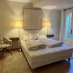 Villa Sud In Antibes Mit Pool- Meer- Und Alpenblick