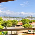 Duplex Vieil Antibes 3 Chambres Parking Avec Vue Mer Wifi - Limestay