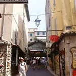 Studio Vieil Antibes Marche Provencal