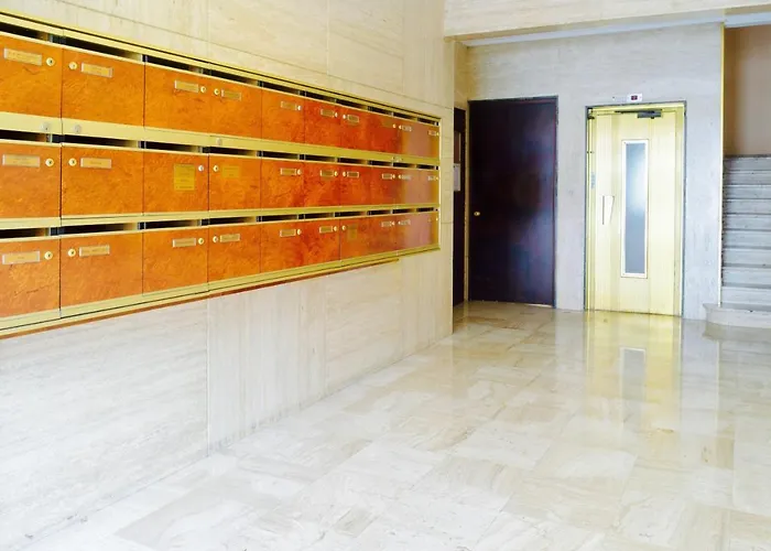 Elegant & Luminous 2-Br - Antibes City Center