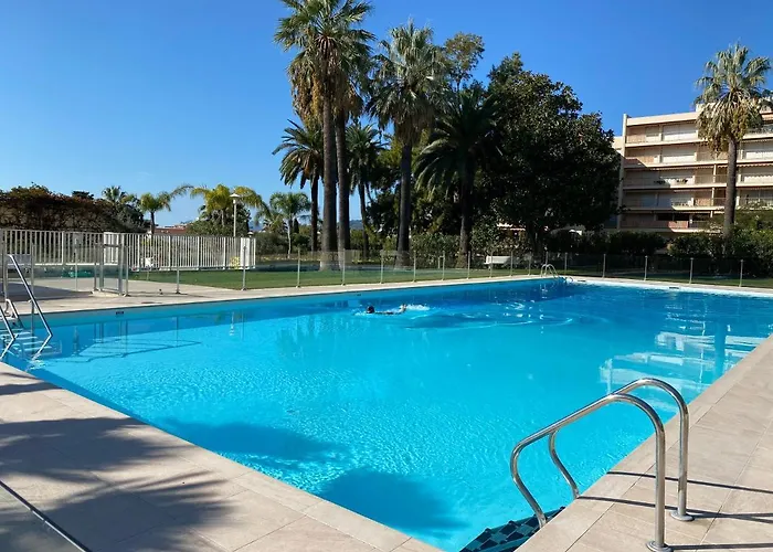 Appartement Juan-Les-Pins, 4 Pieces, 80M2, Residence Luxe Piscine Tennis