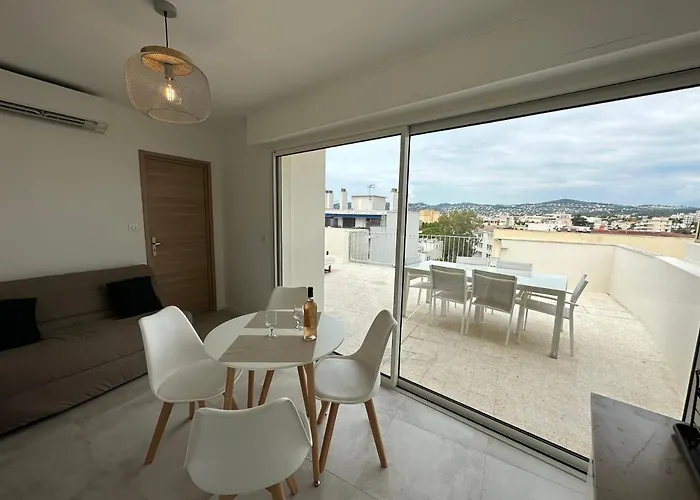Superbe T2 En Dernier Etage