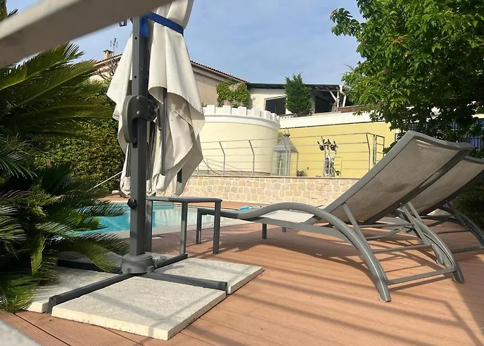 Villa Close To The Beach