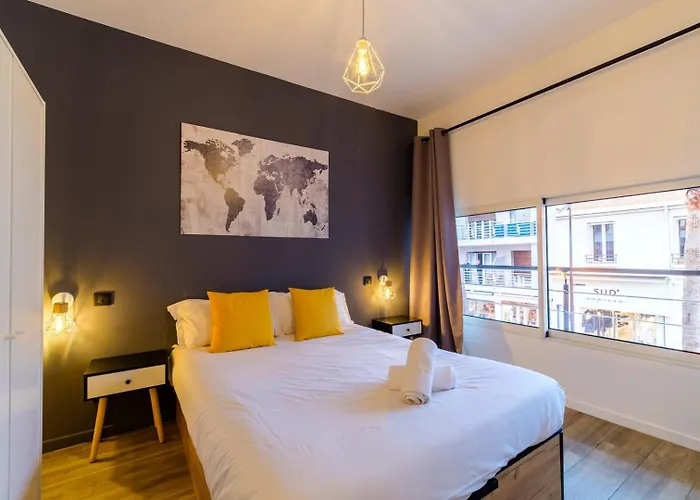 Vivez Antibes ! Logez A 6 Au Centre-Ville