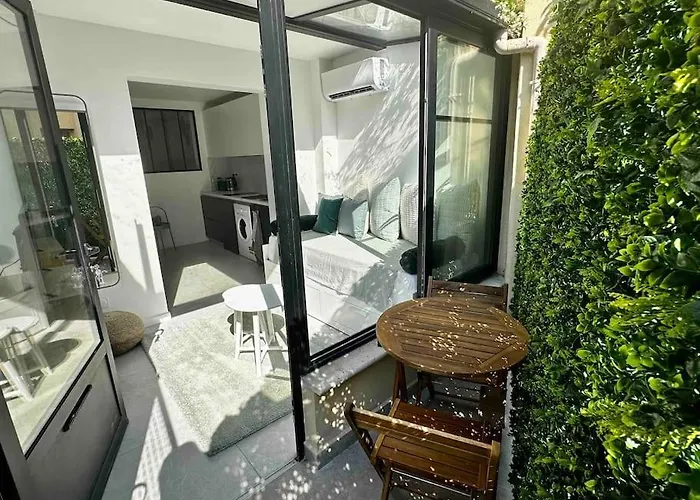 Appartement T2, Atypique, Proche Du Centre