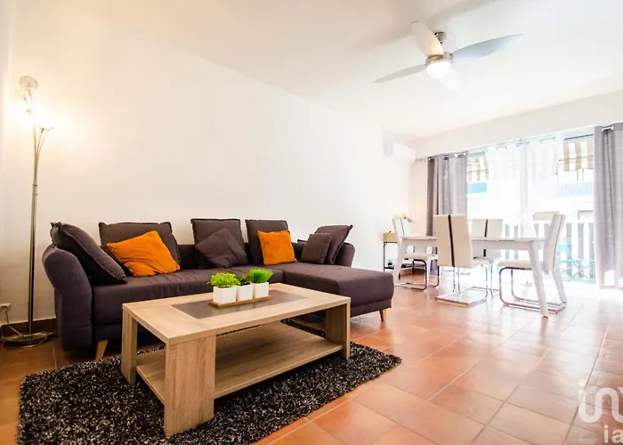 Magnifique Appartement Proche Des Plages Plus Garage Prive