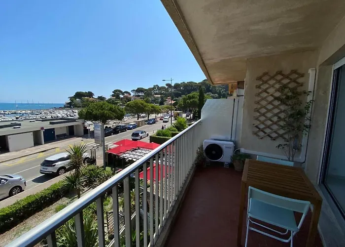 06At1 - Cosy Seaside Studio In An Ideal Location