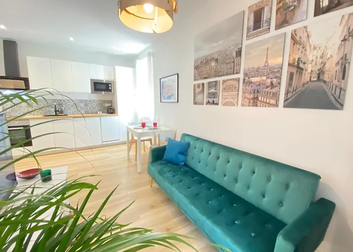 06An - Beautiful Apartment In The Heart Of Old Antibes