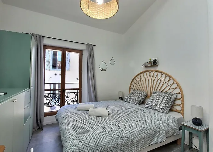Vieil Antibes Charming Guillaumont St