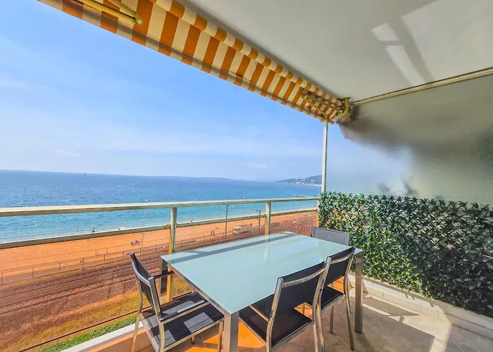 Apartment 4 Guests Front Of The Sea