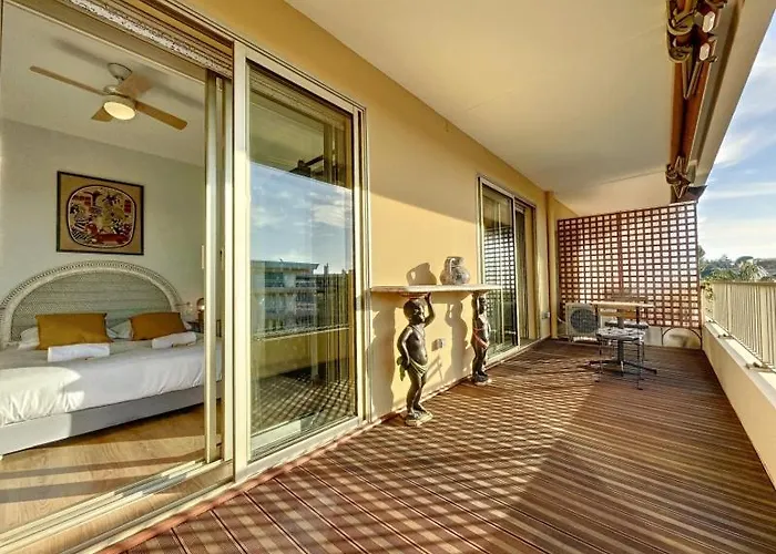 Cap D\'Antibes 2P Garage Proche Mer Hermitage