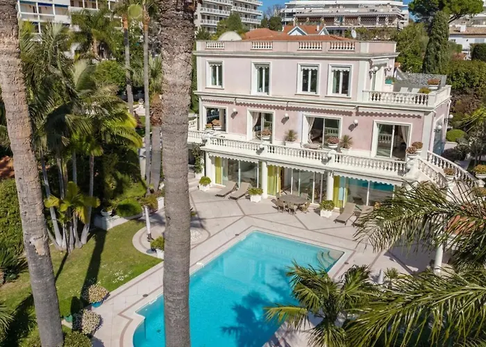 Clementine Villa
