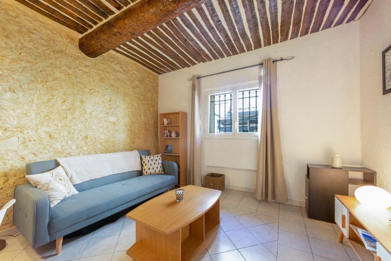 Apartamento Renting Atypical One Bedroom In The Heart Of *