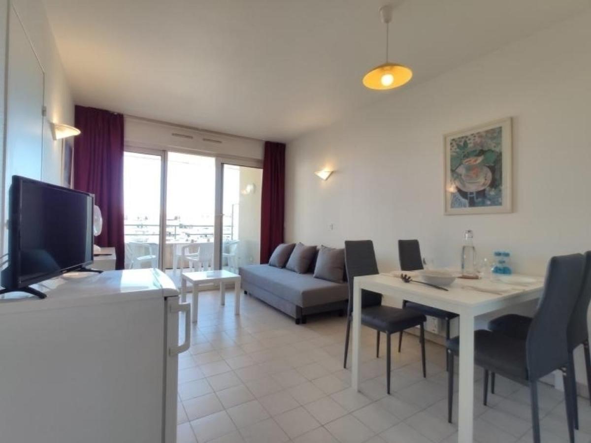 Apartment 2 Pieces Avec Piscine, Terrasse Et A 400m De La Plage A - Fr-1-252-164 Antibes