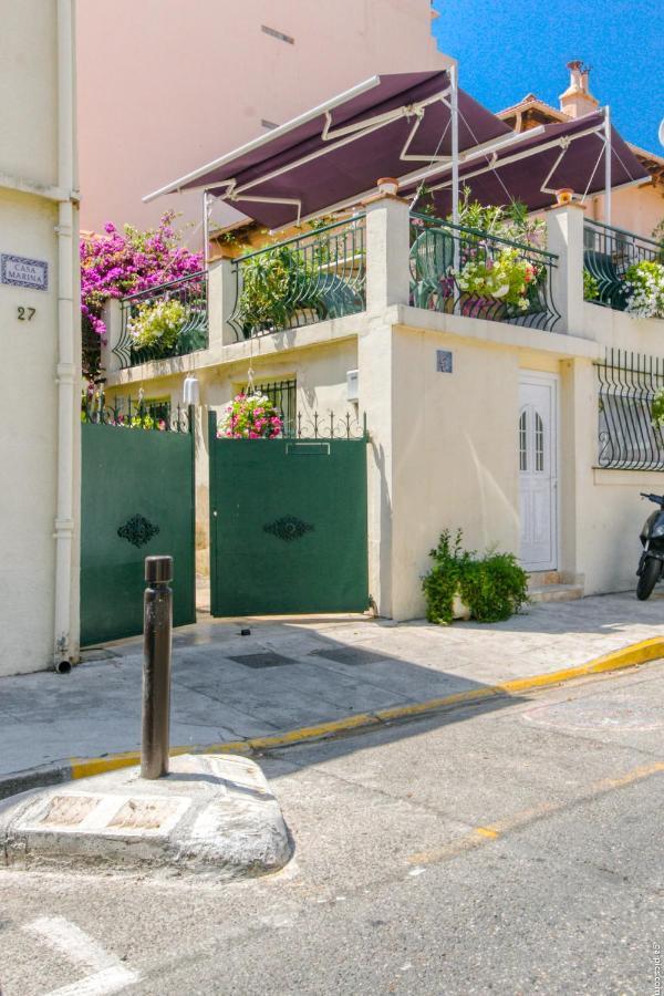 Crew Lighthouse Hostel *