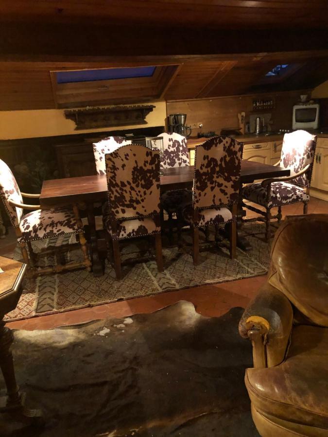 Apartment Light Filled Penthouse In Old Antibes. Heart Of The Riviera