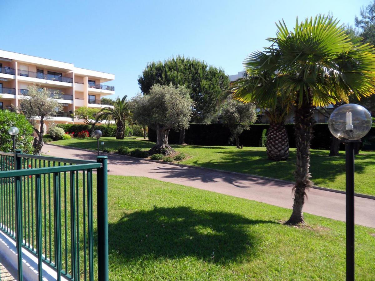3 Pieces, Refait A Neuf, Standing, Piscine, A Pieds Apartment *