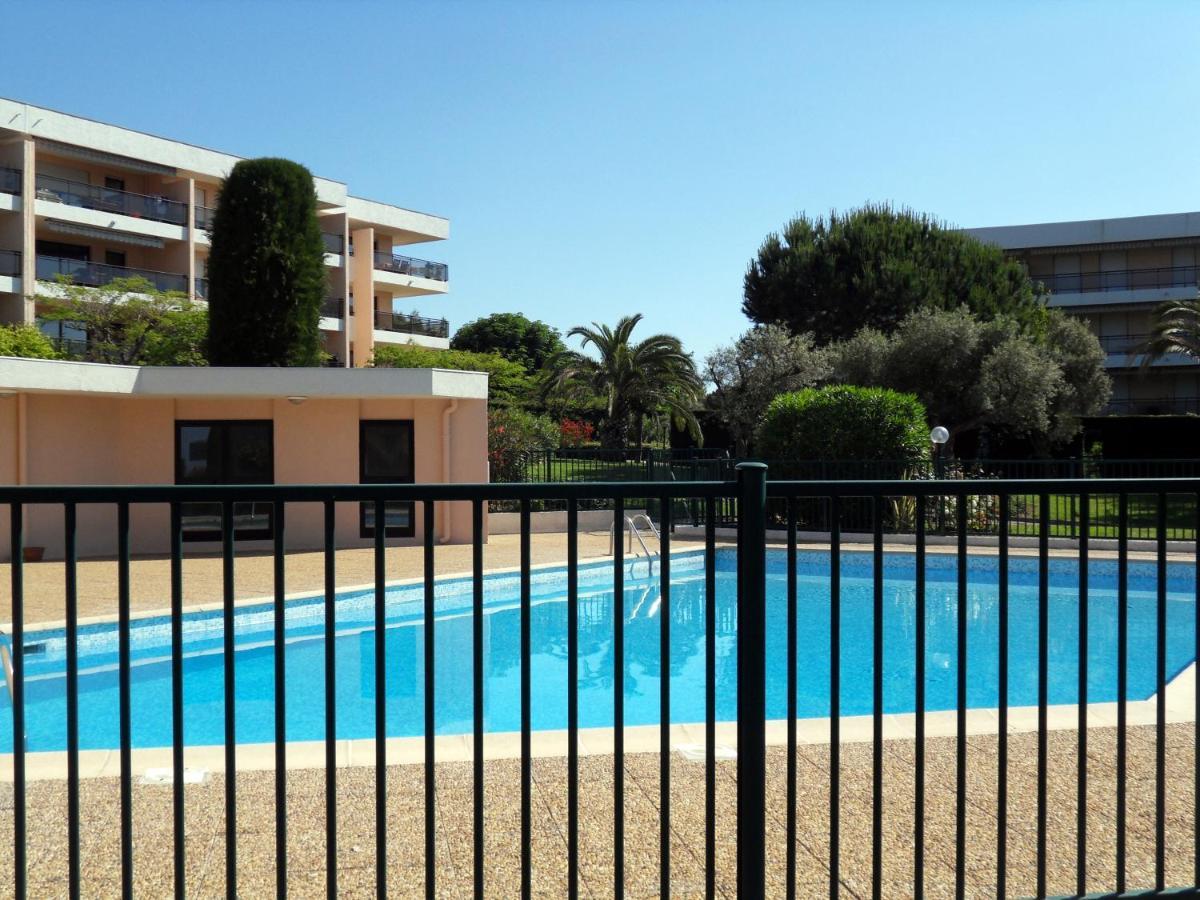 3 Pieces, Refait A Neuf, Standing, Piscine, A Pieds Apartment