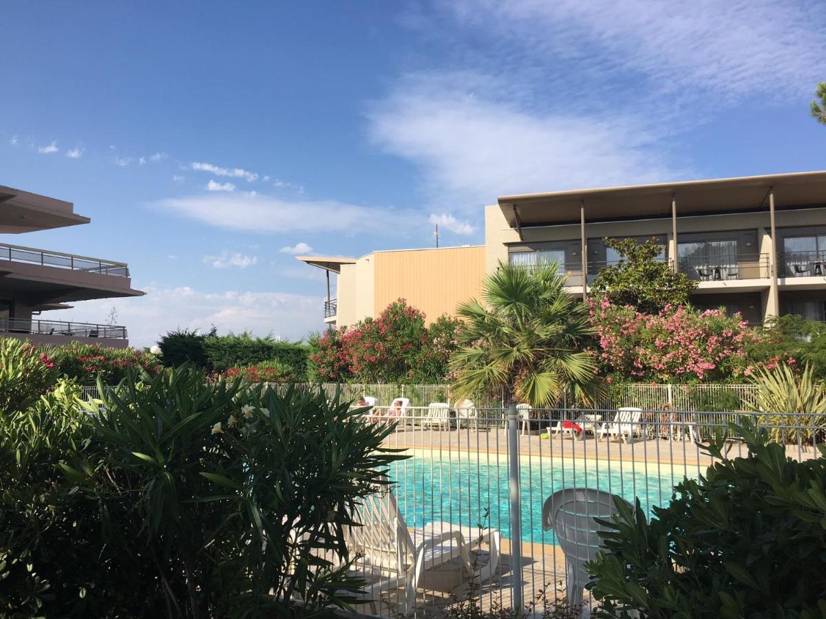Zen Garden Beach, Marinland-parc, Swimming Pool, Fibre Optique Antibes