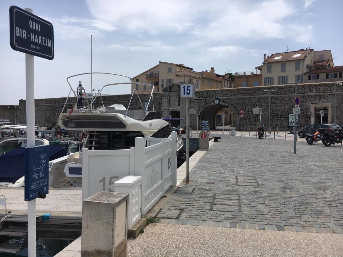 Location Bateau Port Vauban Antibes