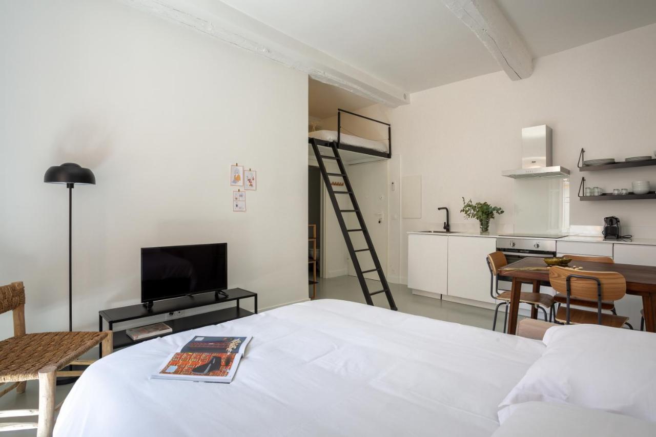 Emplacement Parfait, A Pied Et Parking Apartment