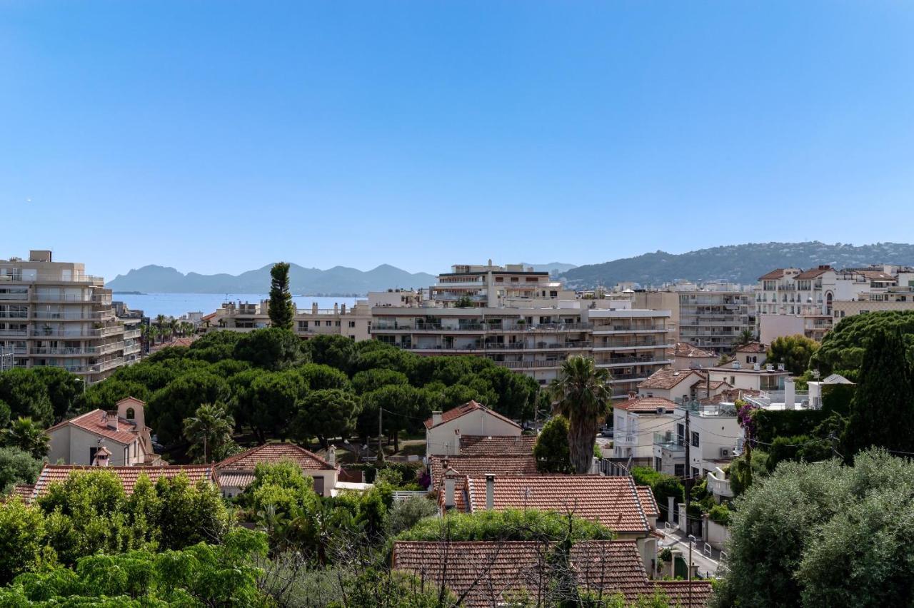 Grand T3 Juan Les Pins, 2 Balcons, Proche Plage Appartement Antibes