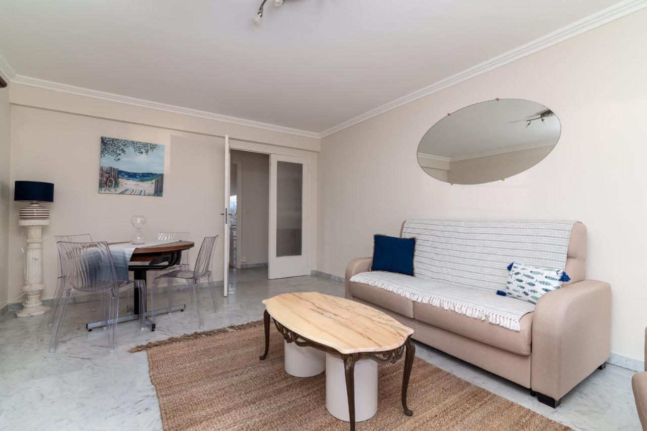 Grand T3 Juan Les Pins, 2 Balcons, Proche Plage Appartement Antibes
