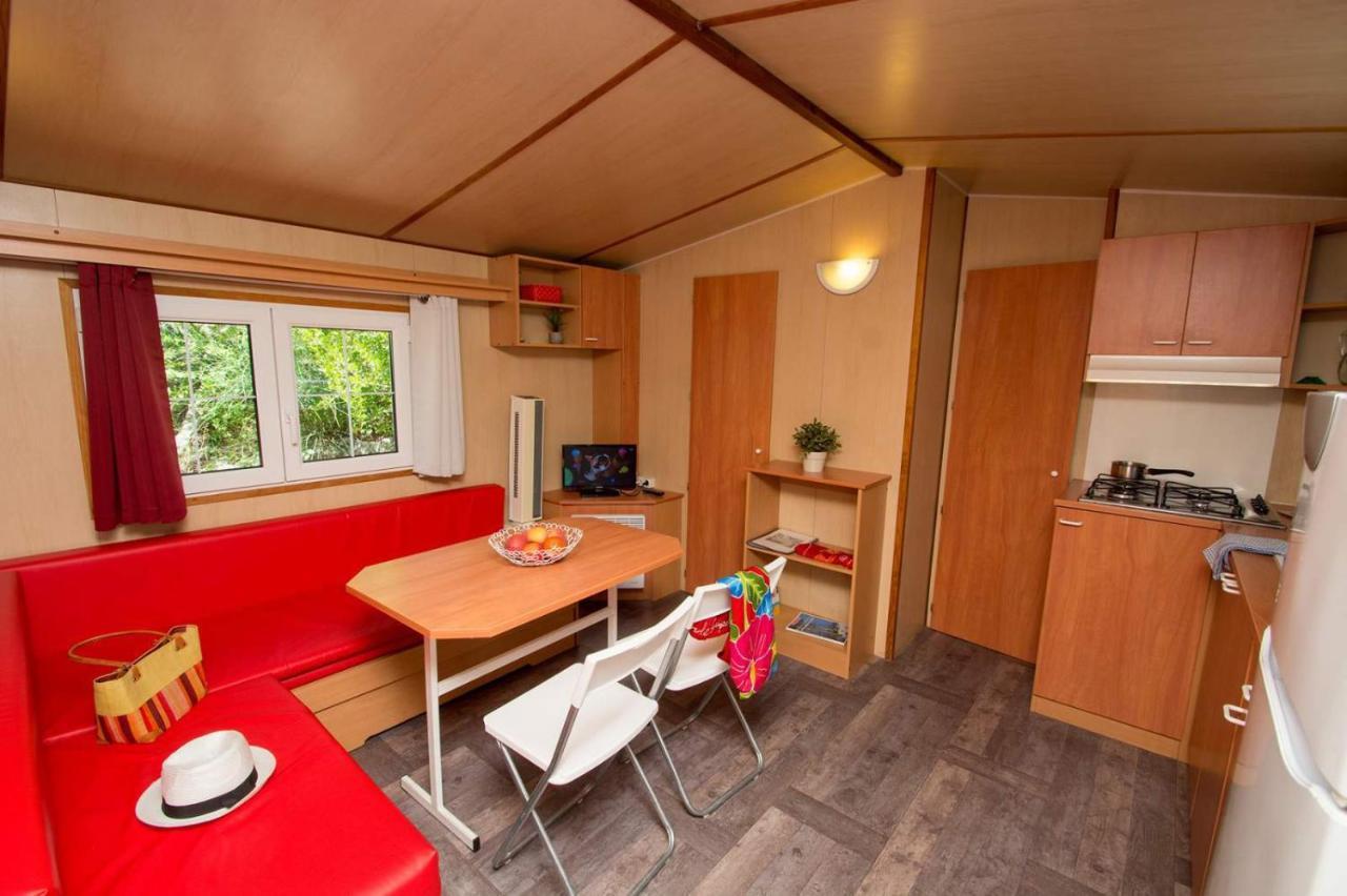 Riviera Azur à 300m De La Et Du Marineland Camping