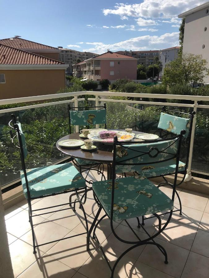 Apartment Juan Flore: Calme Absolu A 100m De La Plage Antibes