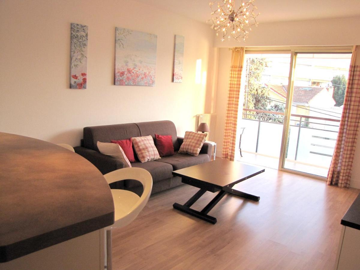 Moderne A 50 M² Vue Sur Jardin Apartamento Antibes