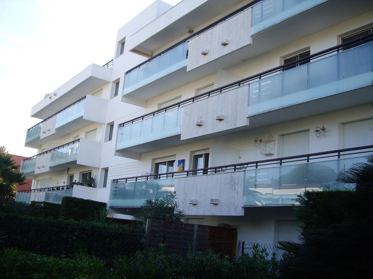 Moderne A 50 M² Vue Sur Jardin * Antibes