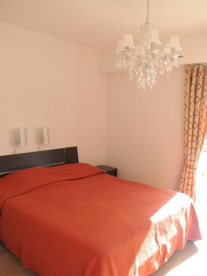 Moderne A 50 M² Vue Sur Jardin * Antibes