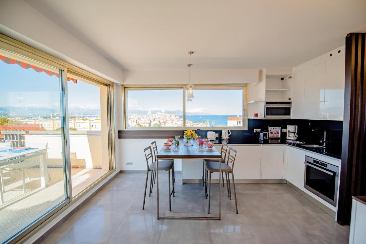 High Standing With Incredible Old And Sea Views Antibes