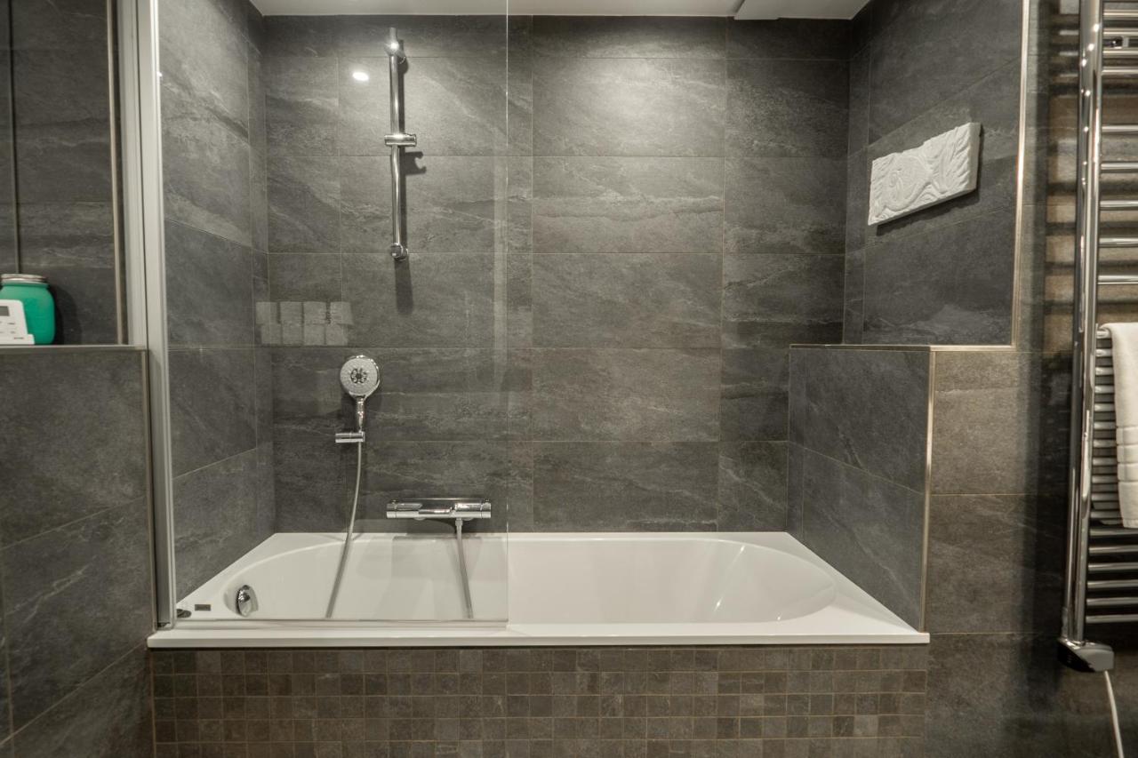 Spacieux Pour 6p Vue Vieil Apartment Antibes