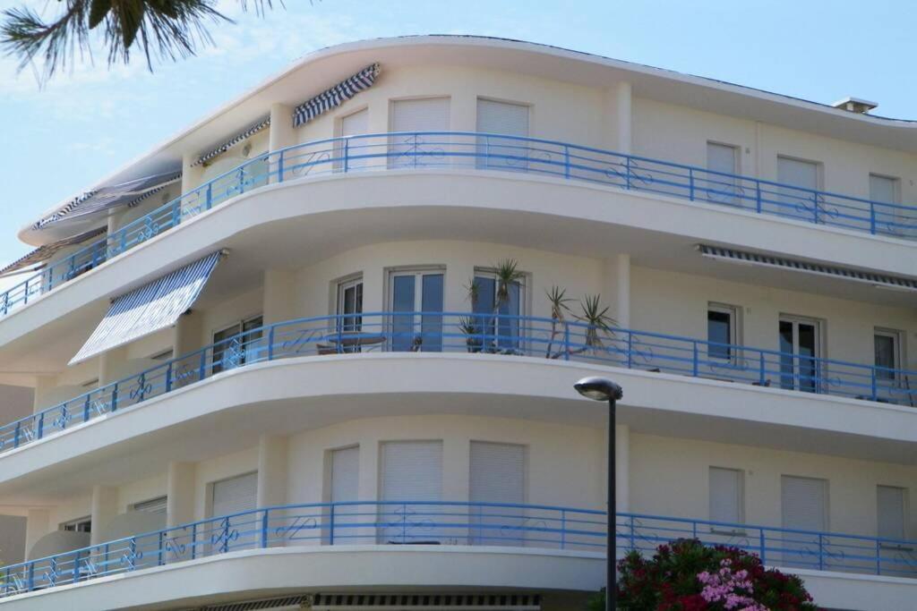 Luxury Seaview Belvedere, Apt A Antibes