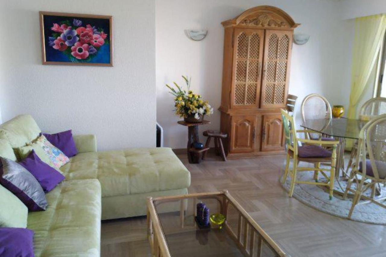Apartment With Sea View And Swimming Pool