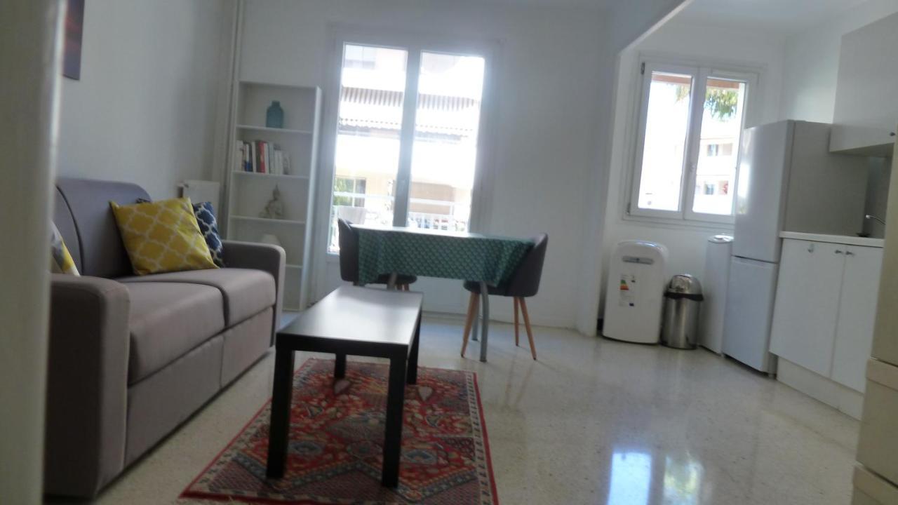 Antibes Centre Studio 27 M2 Renove Antibes